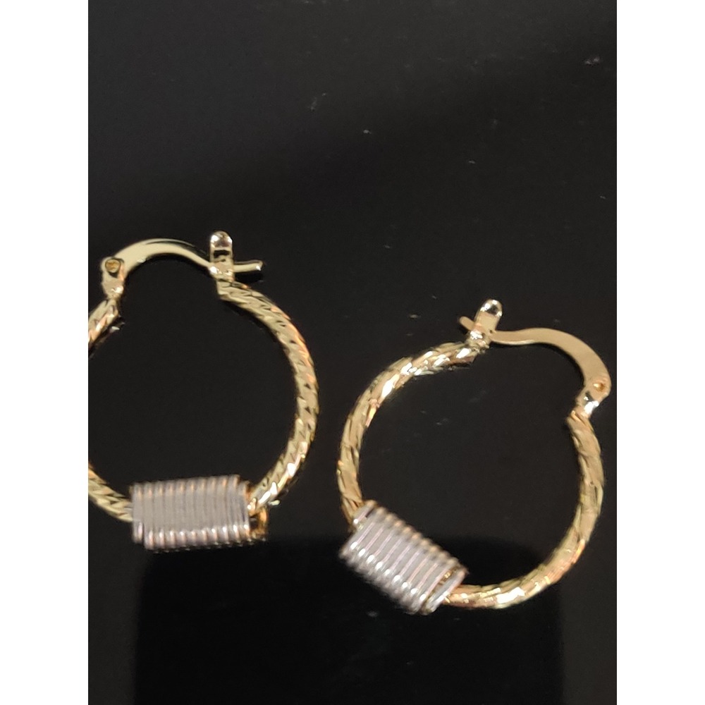 Womens Two Tone Twisted Hoop Earrings Gold Silver Mixed Metal Latch Back Texture - Picture 2 of 2
